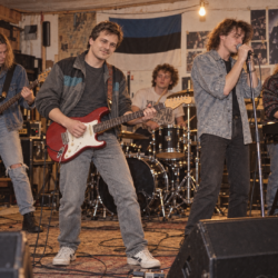 1990ndate-garaaziproovi-band-unerquicklich